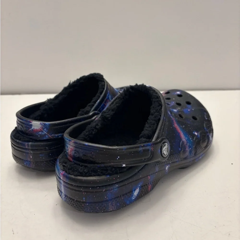 Crocs Men's and Women's Unisex Baya Lined Clogs   Men’s size 5, women’s size 7